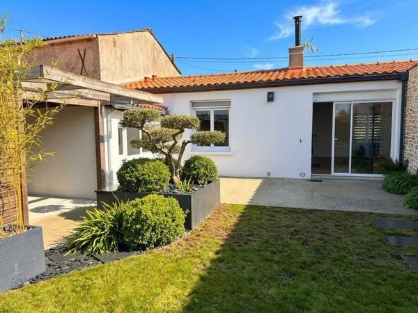 Maison de plain-pied 4 pièces 93 m²