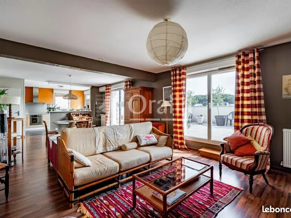 Parking 131 m²