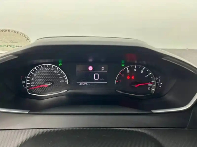Peugeot 2008 puretech 130 s&amp;s eat8 — photo 41