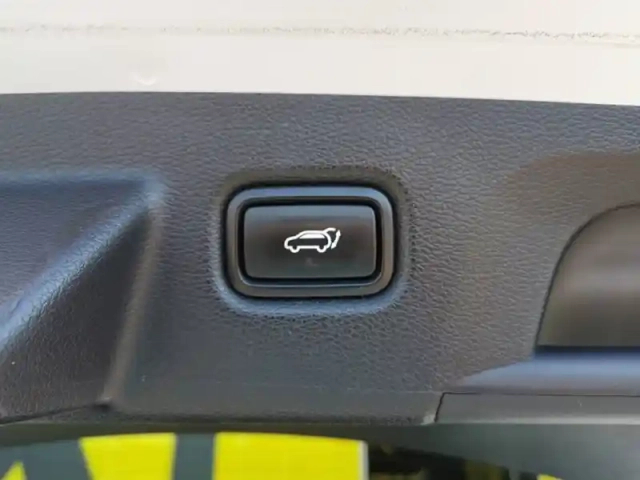 Kia Xceed premium 1.6 crdi 136 ch dct7 — photo 10