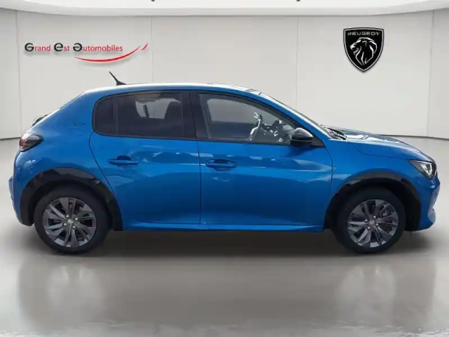 Peugeot 208 e- 136ch style — photo 8