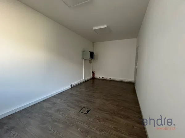 Bureau 18 m²