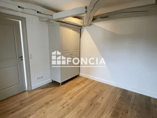 Appartement Location Auxerre 2p 33m² 498€