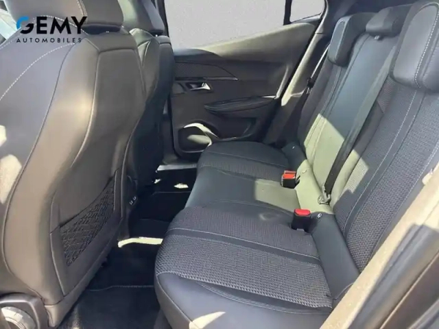 Peugeot 2008 puretech 130 s&amp;s bvm6 — photo 10