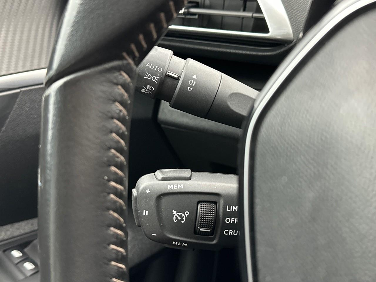 Peugeot 3008 puretech 130ch s&s bvm6 style — photo 17