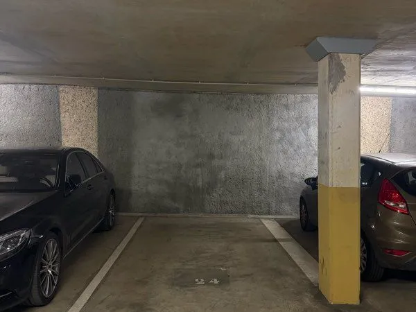 Parking à louer quartier Notre-Dame