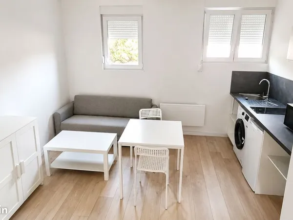 F2 meublé et neuf, 30m²