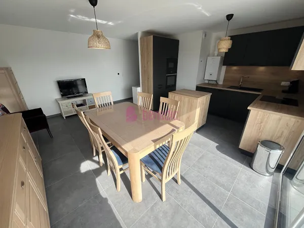 BASSE HAM - RESIDENCE NEUVE - F3 MEUBLE - 2EME ETAGE -TERRASSE-PARKING