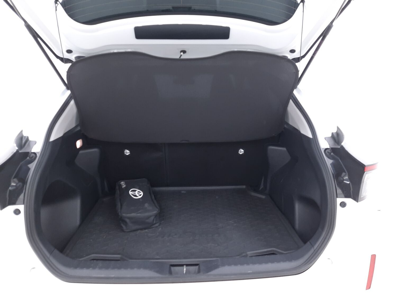 Toyota Yaris Cross — photo 13