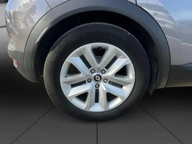 Renault Captur 1.6 e-tech hybride 145ch evolution — photo 11