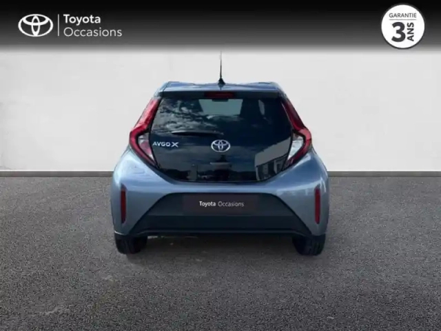 Toyota Aygo x 1.0 vvt-i 72ch dynamic s-cvt my24 — photo 4