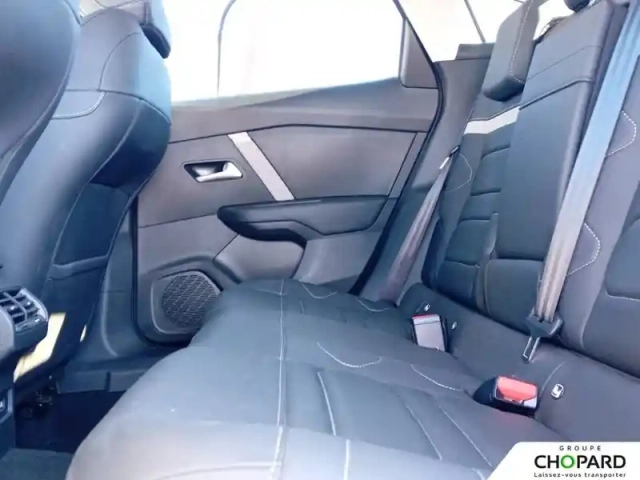 Citroën C4 puretech 130 s&amp;s eat8 — photo 18