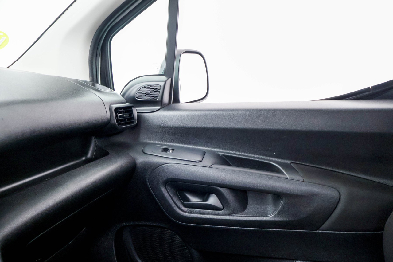 Peugeot RIFTER — photo 25