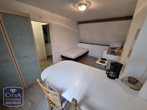 Studio meublé de 11,03 m²