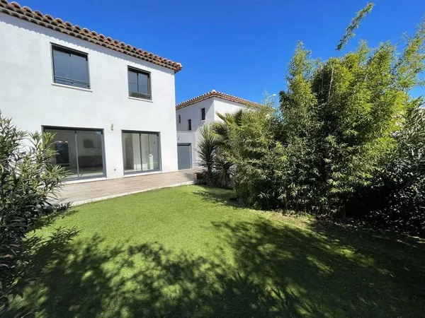 Villa 4 pièces 90 m²