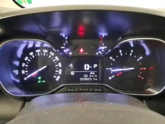 Citroën C3 Aircross puretech 130ch s&amp;s shine pack eat6 — photo 13