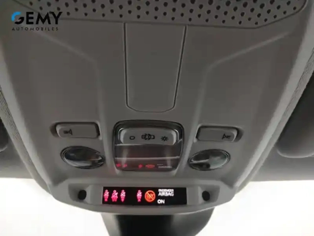 Peugeot 208 puretech 100 s&amp;s bvm6 — photo 38