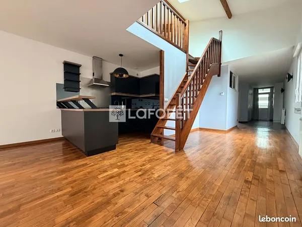 Appartement 3 pièces 104 m²