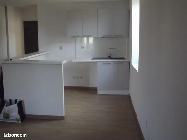 Appartement Location Saint-Jean-du-Gard 2p 45m² 393€