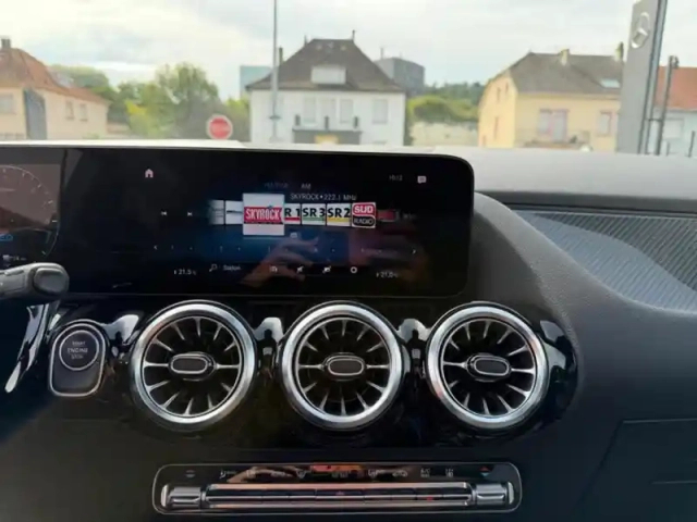 Mercedes Gla 250 e amg line — photo 40
