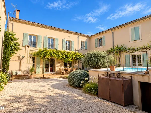 Propriété 9 pièces 250 m²
