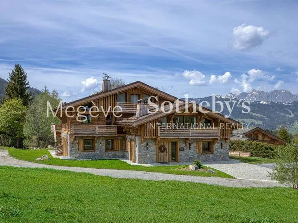 Chalet 11 pièces 640 m²