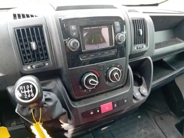 Citroën Jumper tole 33 l2h2 bluehdi 140 s&amp;s bvm6 — photo 9