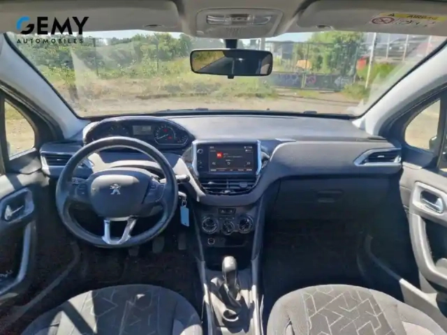 Peugeot 2008 1.6 bluehdi 100ch bvm5 — photo 8