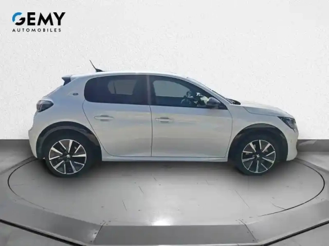 Peugeot 208 electrique 50 kwh 136ch — photo 4