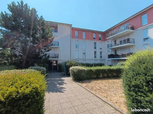 Appartement T3 de 60 m² avec balcon et garage privatif - Tomblaine