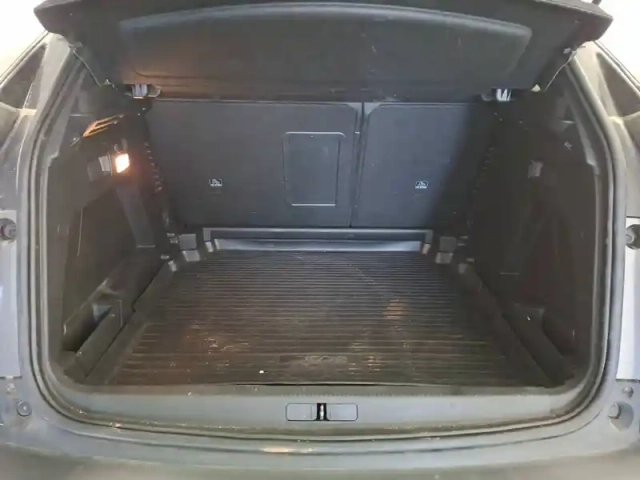 Peugeot 3008 puretech 130ch s&amp;s eat8 — photo 8