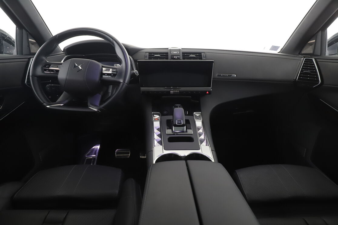 DS Automobiles DS7 Crossback 1.6 PureTech Grand Chic Automatique — photo 11