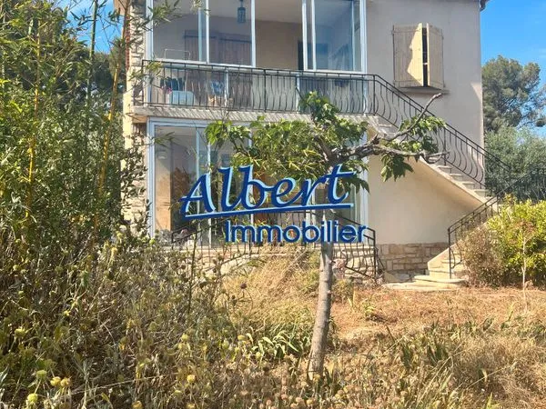 Propriété 6 pièces 135 m²