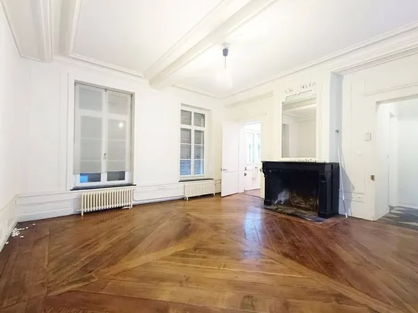 Maison 8 pièces 145 m²