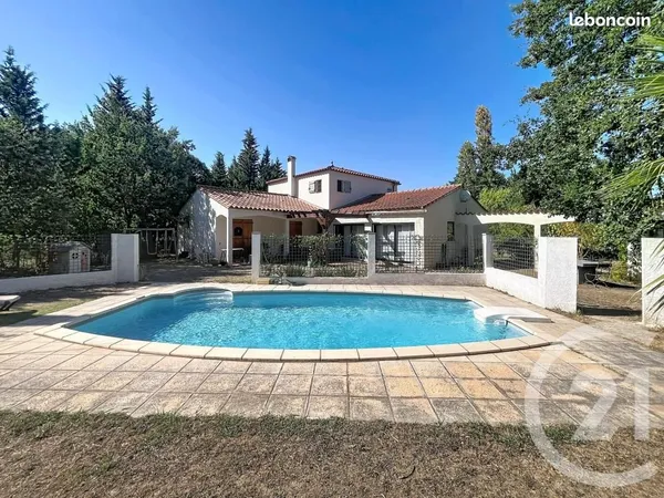 Villa 6 pièces 179 m²