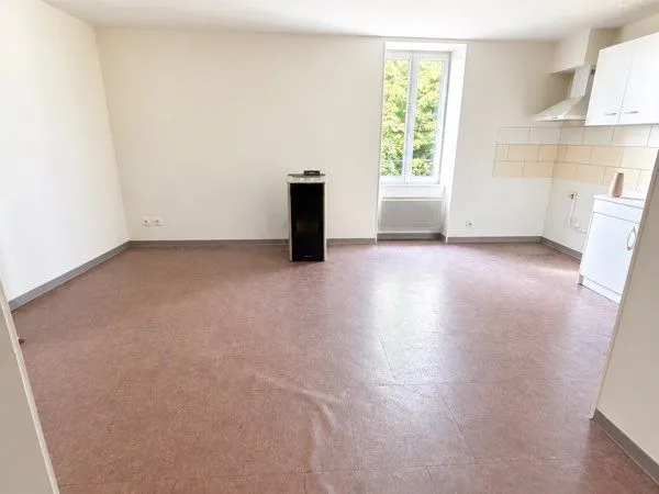 Appartement T3 la roche en brenil