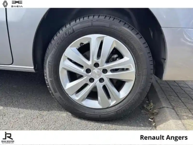 Peugeot Expert fg xl 2.0 bluehdi 180ch s&amp;s cabine approfondie fixe eat8 — photo 8