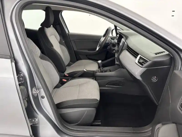 Renault Clio tce 90 — photo 23