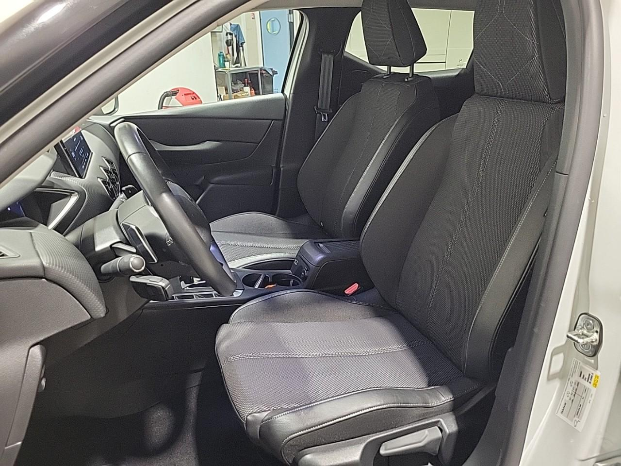 Ds Ds 3 crossback puretech 130 eat8 toits de paris — photo 10