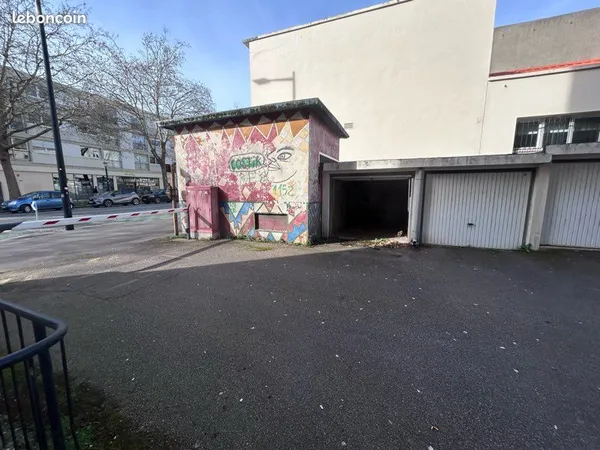 Garage sécurisé en centre-ville du Havre (entre Palais de Justice et Bassin du Commerce)