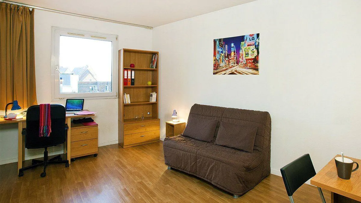 Photo 2