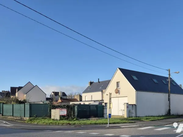 Local d'activités 135 m²
