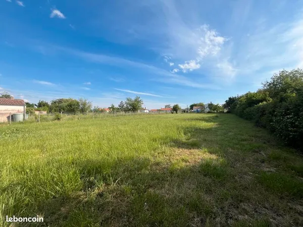 Terrain 783 m² Chaillevette