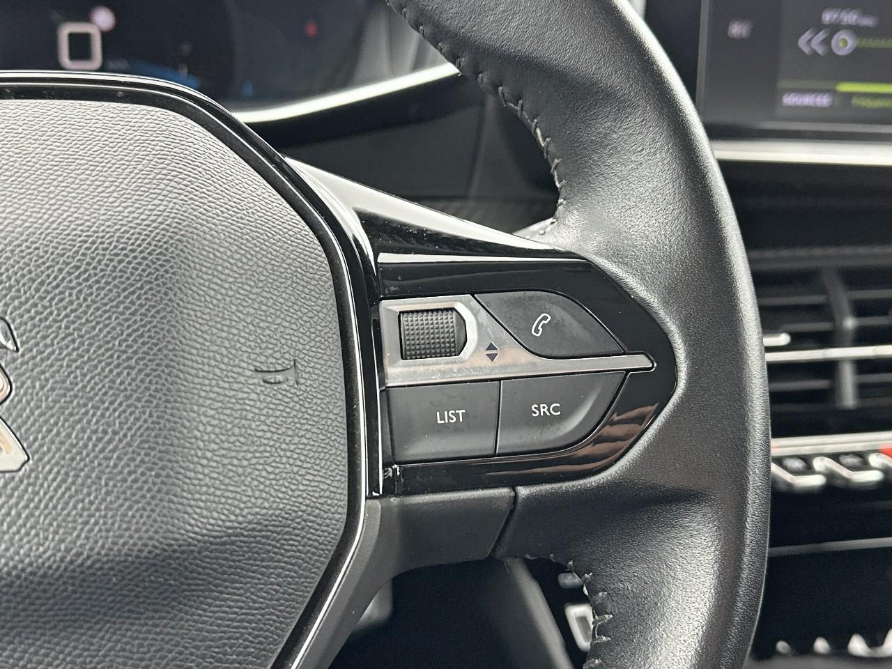 Peugeot 2008 puretech 130 s&s bvm6 allure — photo 21