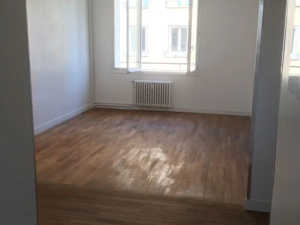 Location pour 3 étudiants - Caen St Jean