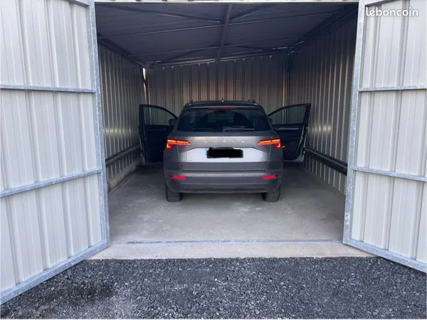 Garage / Box / Local de stockage neuf - 24 m² - Lezoux