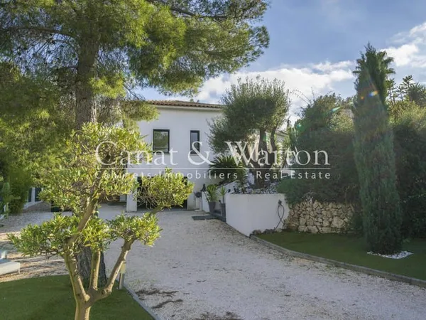 Villa 5 pièces 200 m²