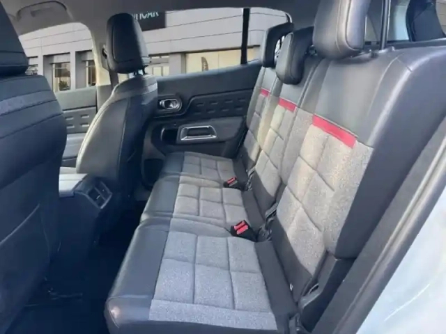 Citroën C5 Aircross hybrid 225ch feel e-eat8 — photo 10