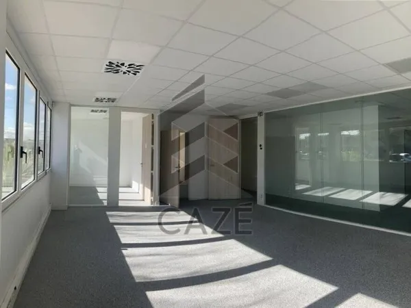 Bureau 1138 m²