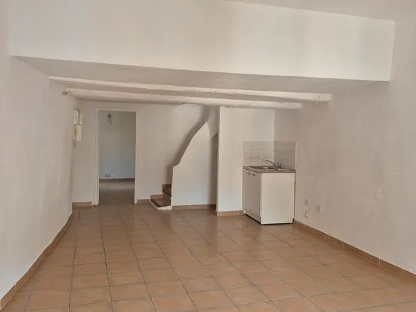 Appartement Vente Apt 2p 62m² 520€
